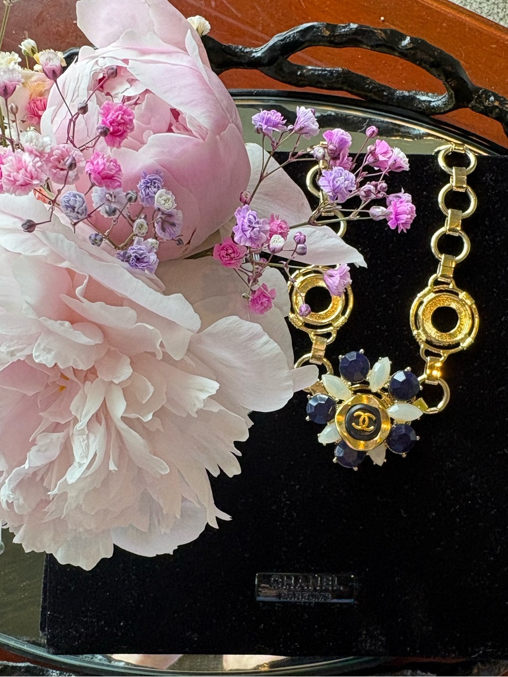 😍😍😍😍Authentic CHANEL button
Custom  Necklace